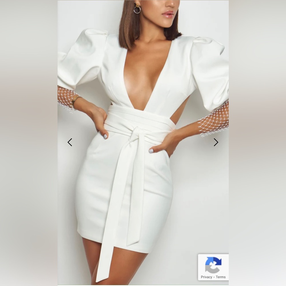 ‼️SOLD‼️ Posh Mia Ballon Sleeve Mini Dress